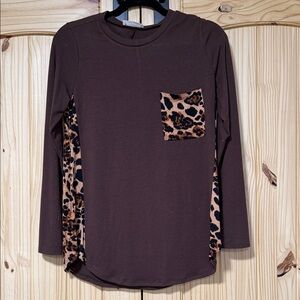Chic Brown Long Sleeve Top with Leopard Print
